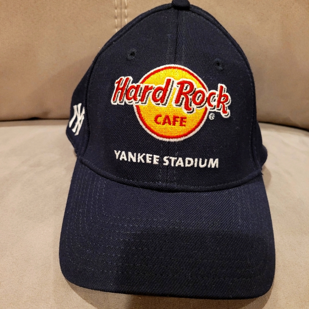 New York Yankees baseball cap